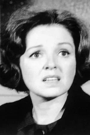  Kathleen Maguire photo