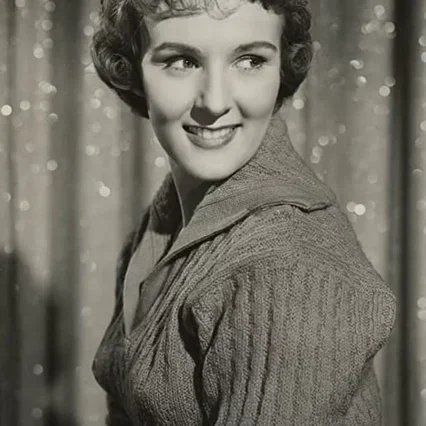  Norma Moore