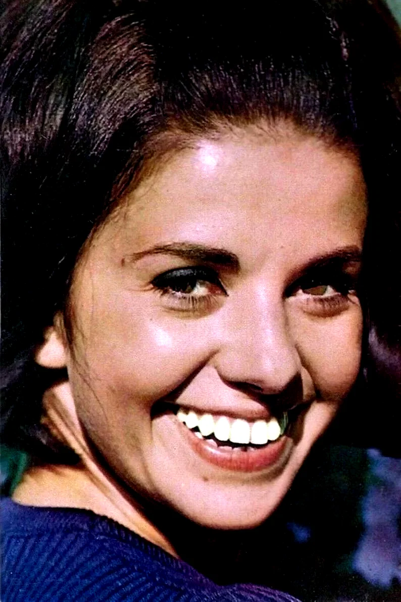  Audrey Arno