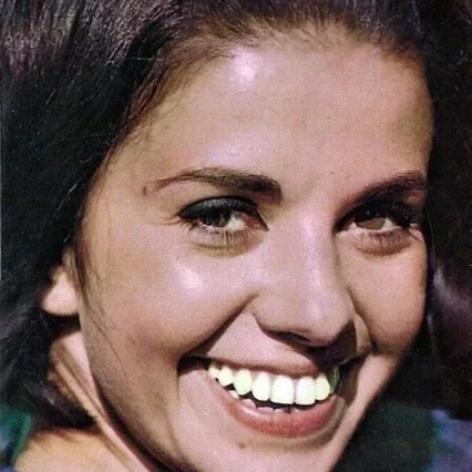  Audrey Arno