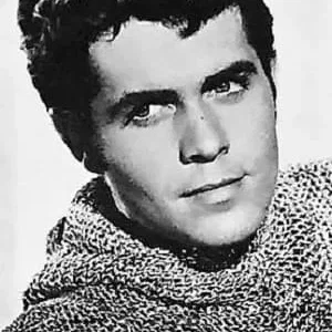  Iain Gregory
