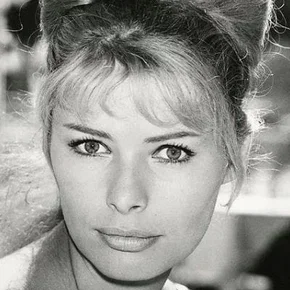 Photo star :  Vivi Bach