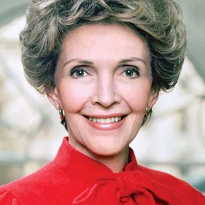 Photo star :  Nancy Reagan
