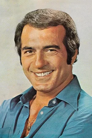  Fikret Hakan
