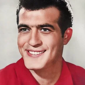 Photo star :  Fikret Hakan