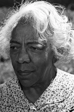  Zara Cully photo