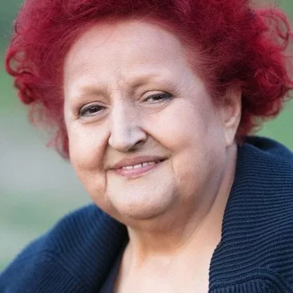  Luciana Turina