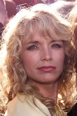 Cyrinda Foxe photo