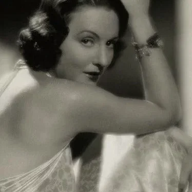  Dorothy Burgess