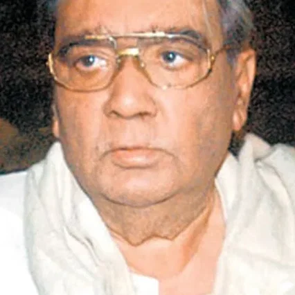  Parkash Mehra