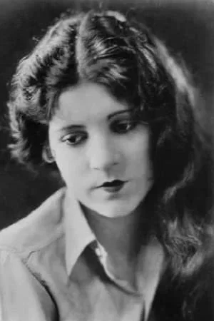 Olive Borden photo
