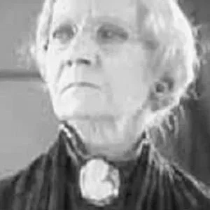  Gertrude Claire