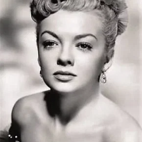 Photo star :  Myrna Dell