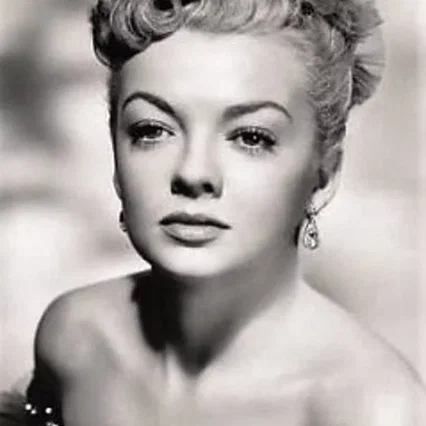  Myrna Dell