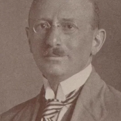  Max Glass