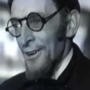 Arturo Marin