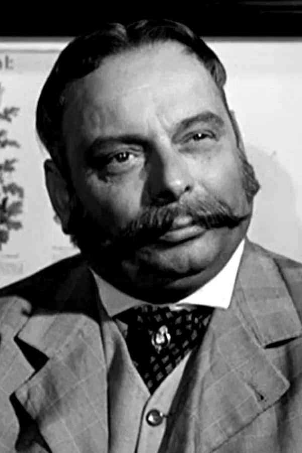  Mario Besesti