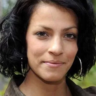  Jenni Banerjee