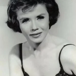  Patricia Breslin