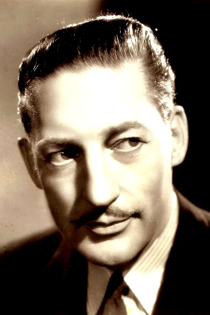  Warren William
