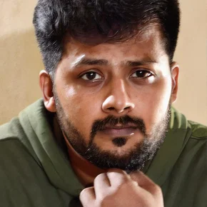 Photo star :  Baalaji S U