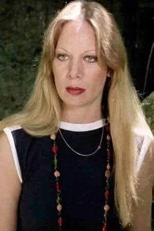  Esther Studer photo