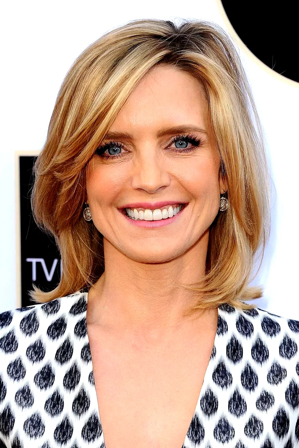  Courtney Thorne-smith
