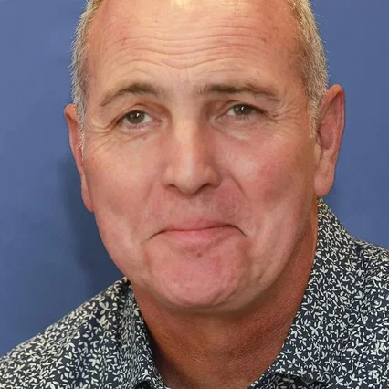 Arnold Vosloo
