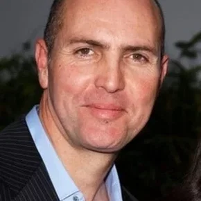 Photo star : Arnold Vosloo