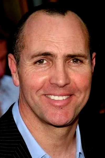 Arnold Vosloo