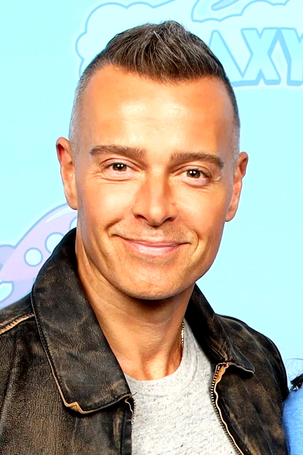 Joey  Lawrence