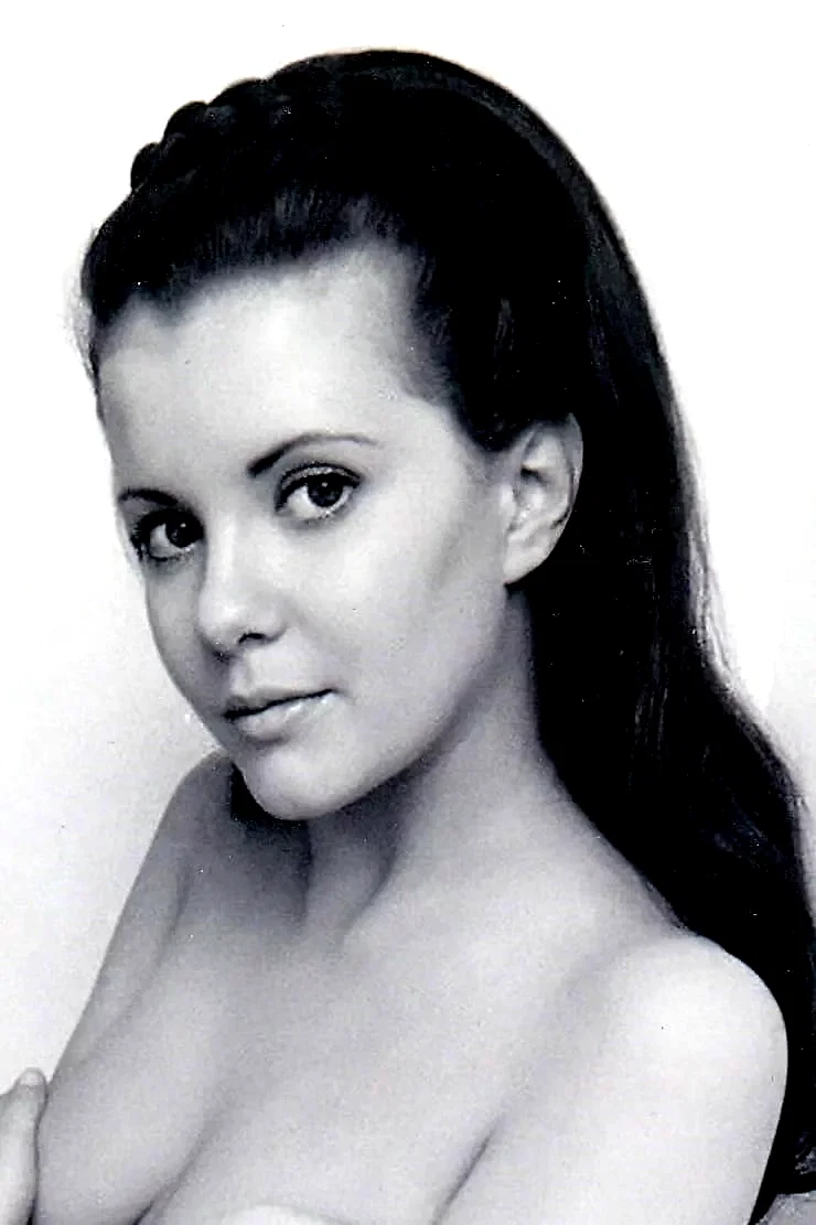  Mary Collinson