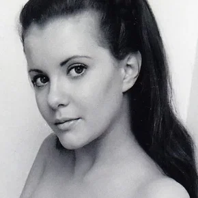 Photo star :  Mary Collinson