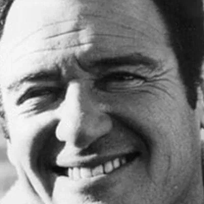  Bob Simmons
