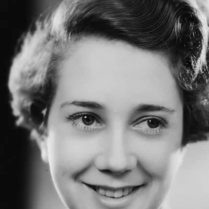  Jane Baxter