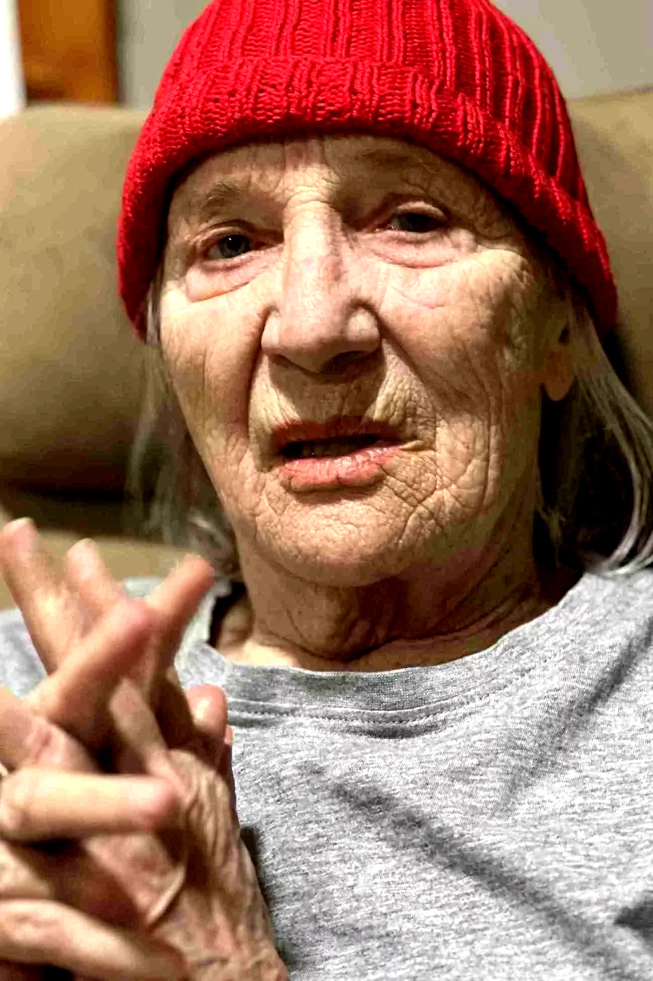  Judit Meszeery