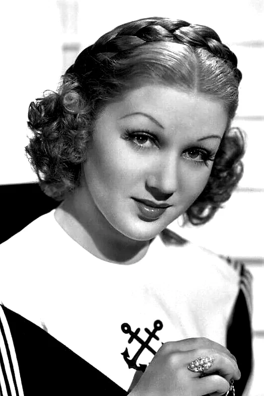 Grace Bradley