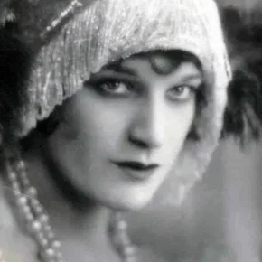 Photo star :  Edna Mae Cooper