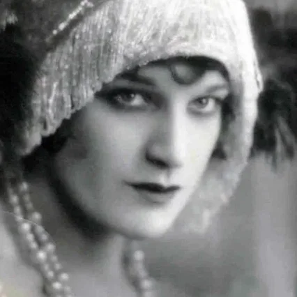  Edna Mae Cooper