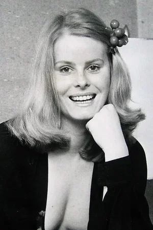  Madeleine Hinde photo