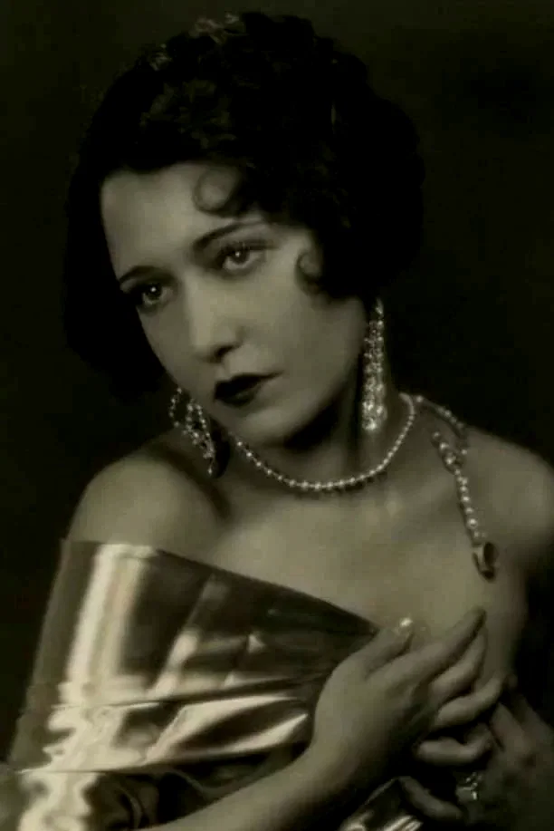  Dorothy Sebastian