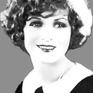  Helen Lynch