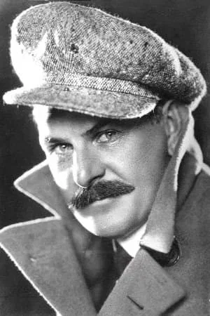  Duke R. Lee