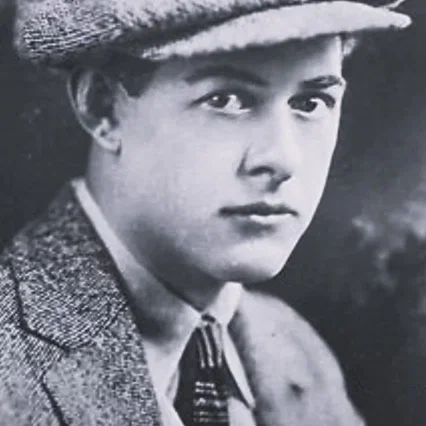  Raymond Cannon
