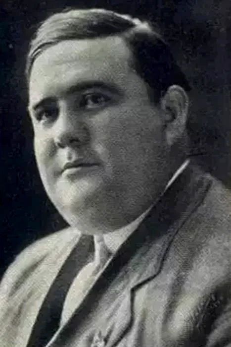  Hughie Mack