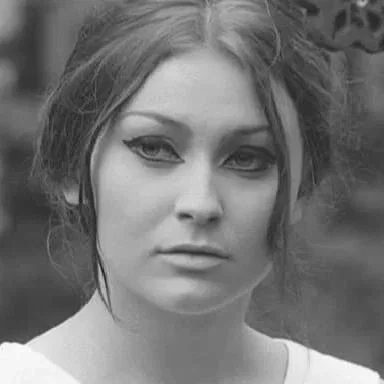  Sylvia Turbova