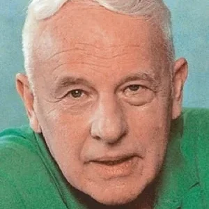  Walter Buschhoff