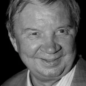  Roman Klosowski