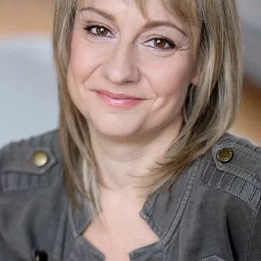  Nathalie Mallette