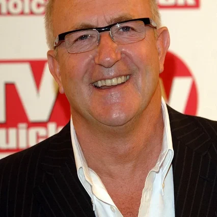  Simon Rouse